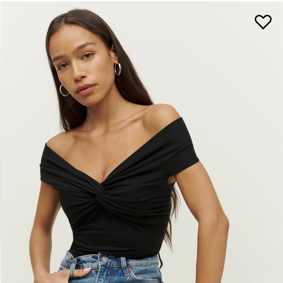 Reformation Tops - Reformation Ezlynn Knit Top